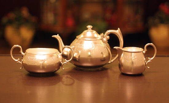 3/20値上げ予定　イギリス製　Harrods ハロッズ　陶器製紅茶ジャー大型
