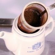 紅茶の種類：産地別でご紹介！紅茶の茶葉・水色・茶殻の違い